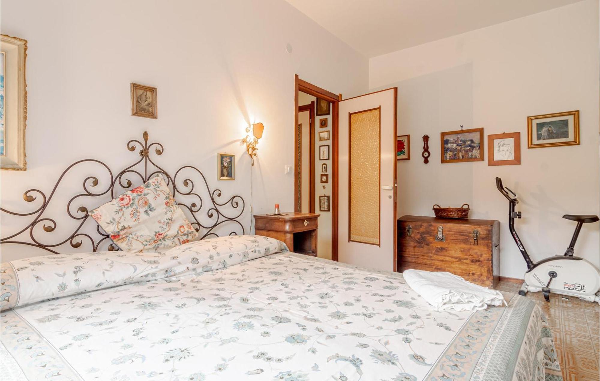 1 Bedroom Lovely Apartment In Rapallo Eksteriør bilde
